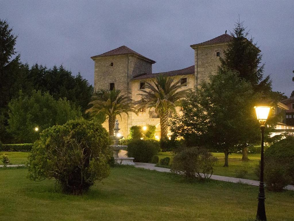 Akla Hotel Palacio Torre De Ruesga Calseca Exteriér fotografie