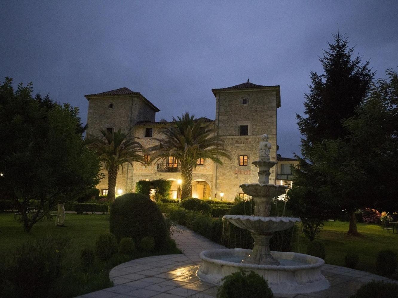 Akla Hotel Palacio Torre De Ruesga Calseca Exteriér fotografie